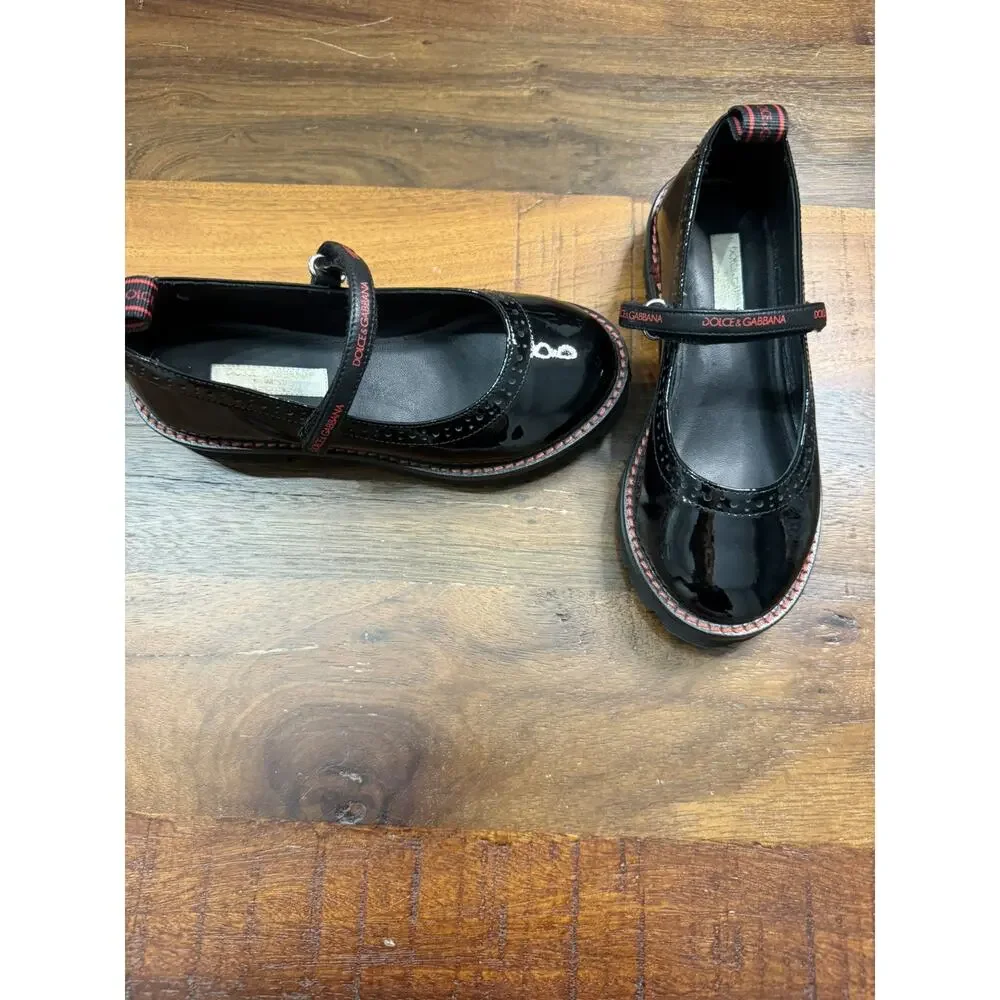DOLCE GABBANA black patent leather shoes Mary Jane Style- Size EU 29